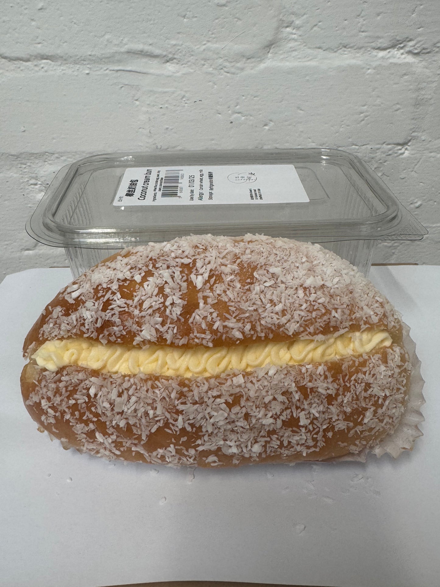 Butter cream soft bun with coconut 老奶油椰丝包