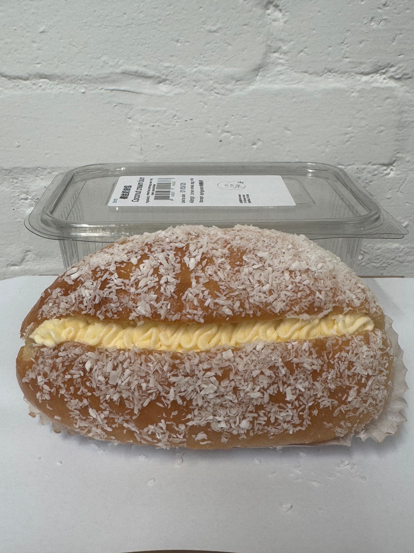 Butter cream soft bun with coconut 老奶油椰丝包