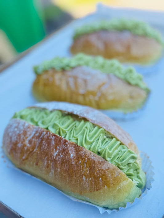Pistachio Butter cream soft bun 开心果老奶油包